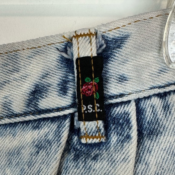 Vintage 80’s Paris Sport Club Iconic Acid Wash High Rise Mom Shorts Size 9 - Picture 3 of 8